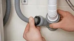 Bublání v trubkách při vypouštění vody: důvod k obavám, nebo nic vážného?